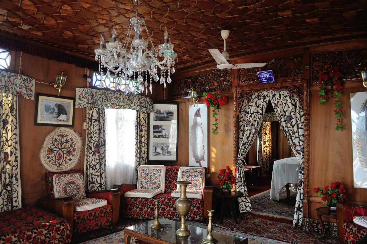 Heritage Geneva House Boat Σριναγκάρ Εξωτερικό φωτογραφία