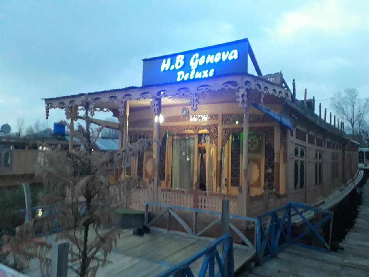 Heritage Geneva House Boat Σριναγκάρ Εξωτερικό φωτογραφία