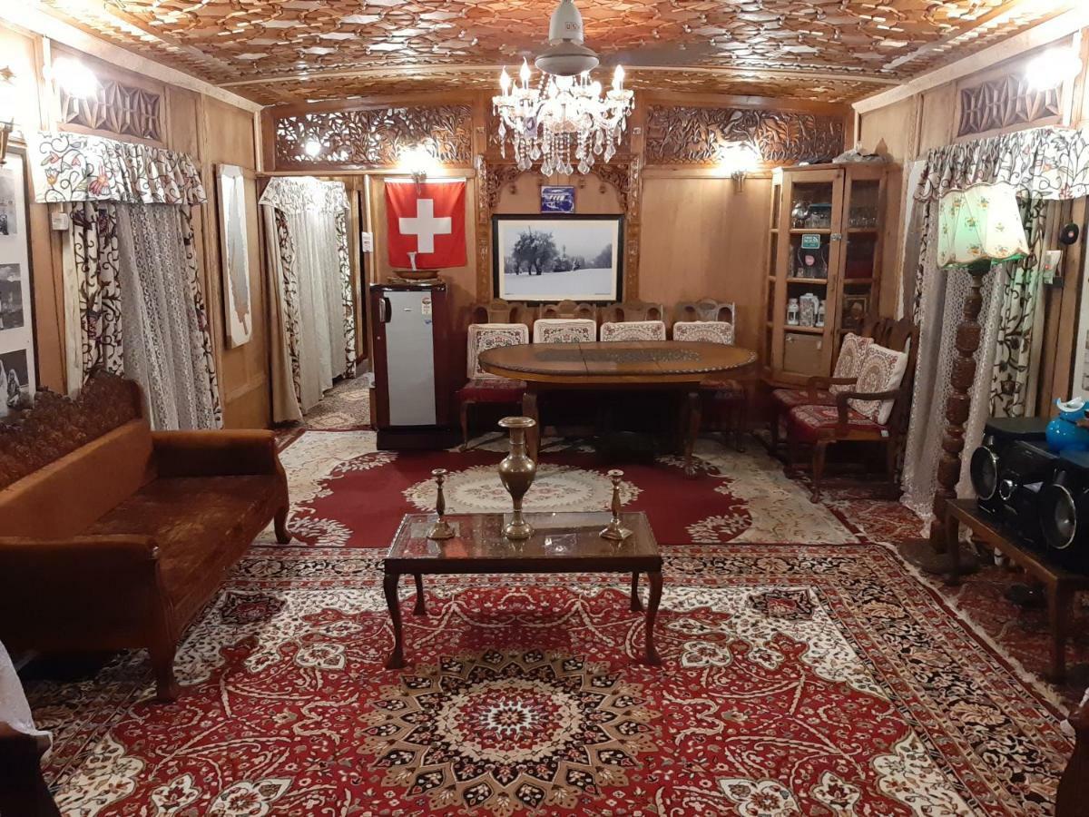 Heritage Geneva House Boat Σριναγκάρ Εξωτερικό φωτογραφία